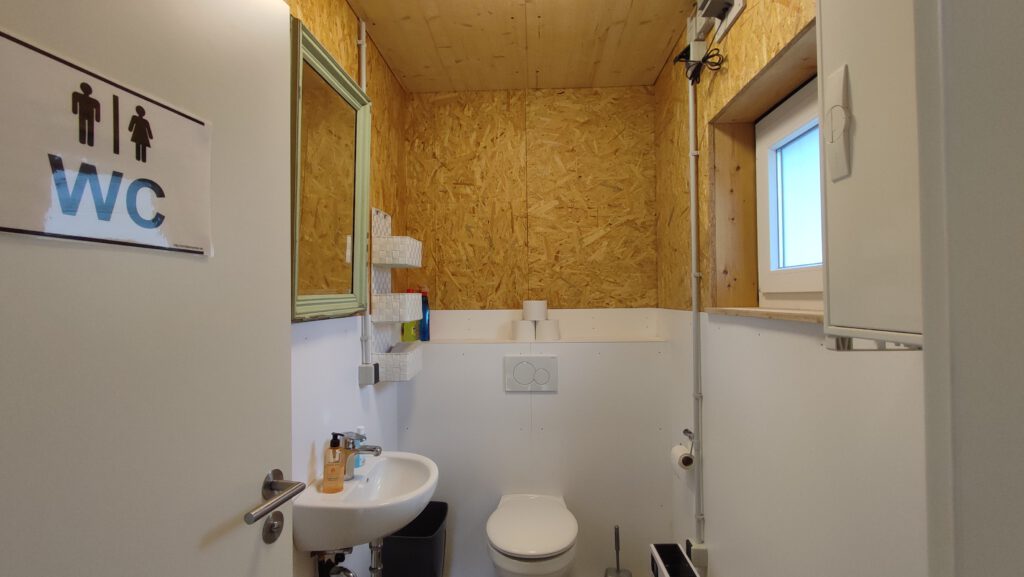 oelehof-akademie stall wc